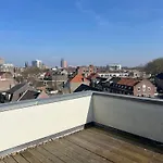 Charming City Get Away With Roof Terrace